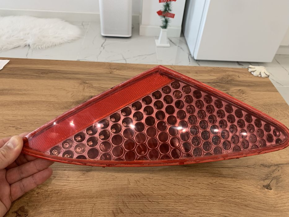 Заден вътрешен десен стоп за пежо 307 цц