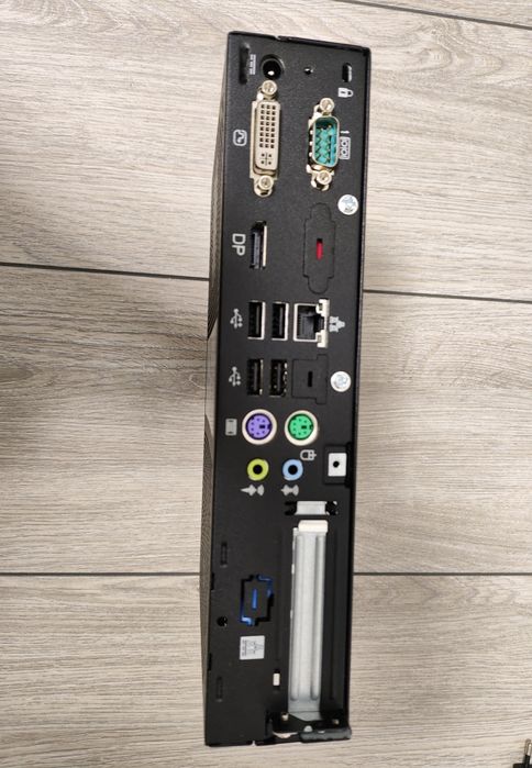 Mini server fanless TrueNAS 3 bay Fujitsu Futro S720