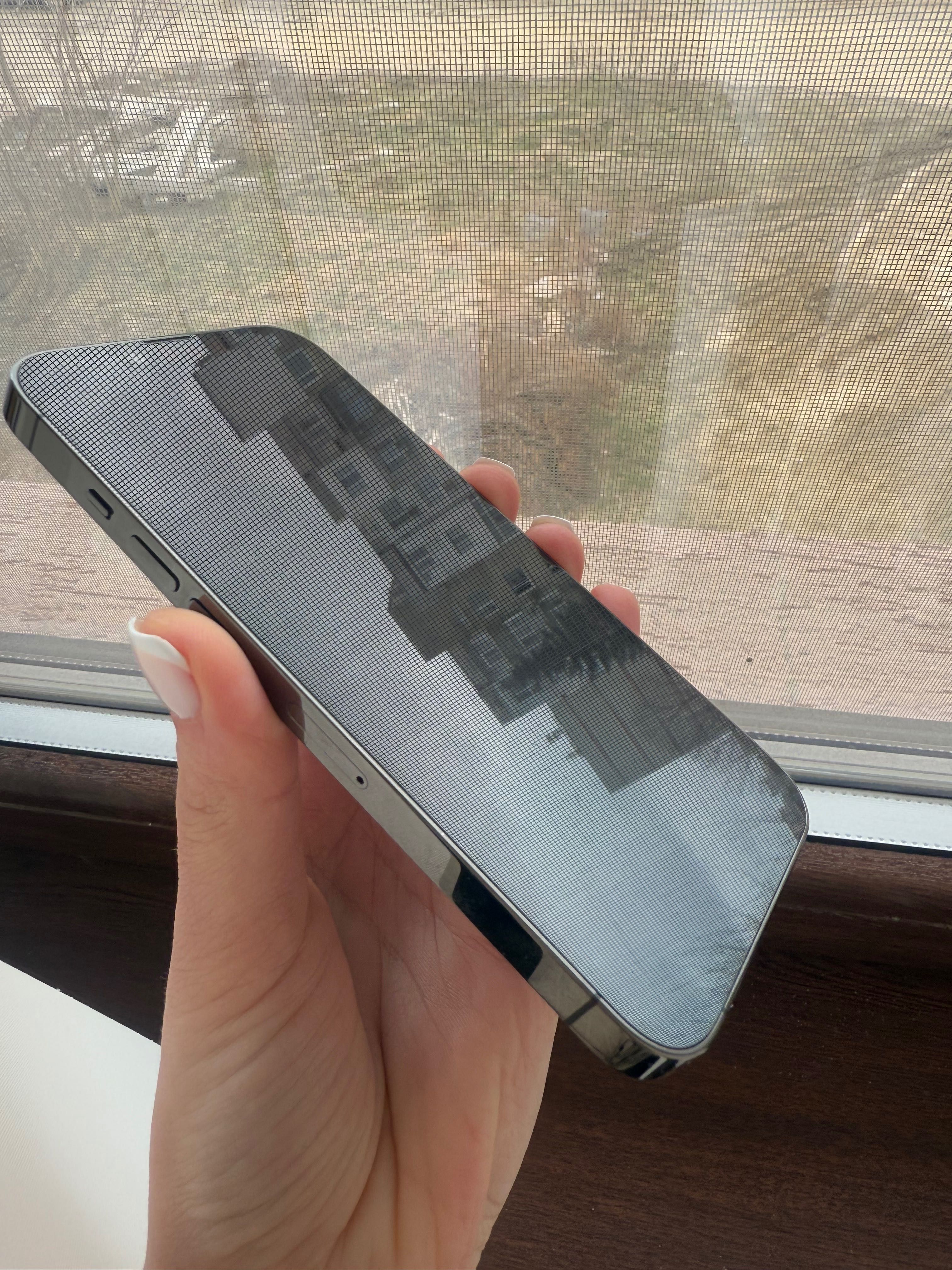 iPhone 13pro КАТО НОВ