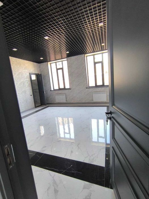 1080 кв.м здание на Сагбон