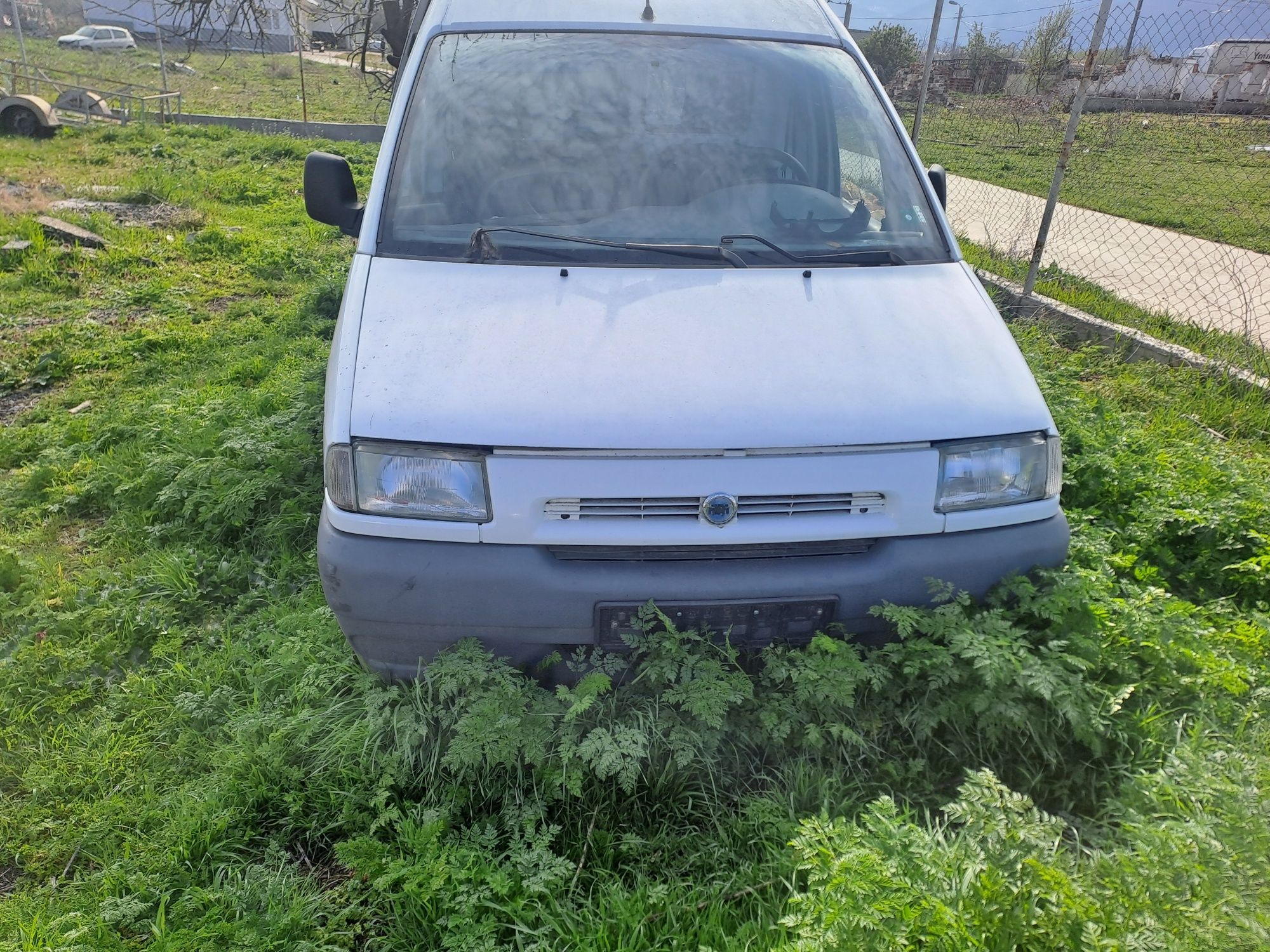 Фиат Скудо 1.9д на части