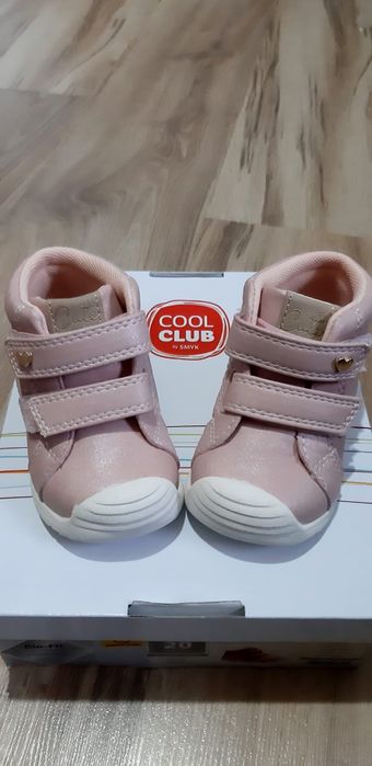 Ghetuțe Cool Club ,Bio-Fit,din piele pentru primii pași măsură 20