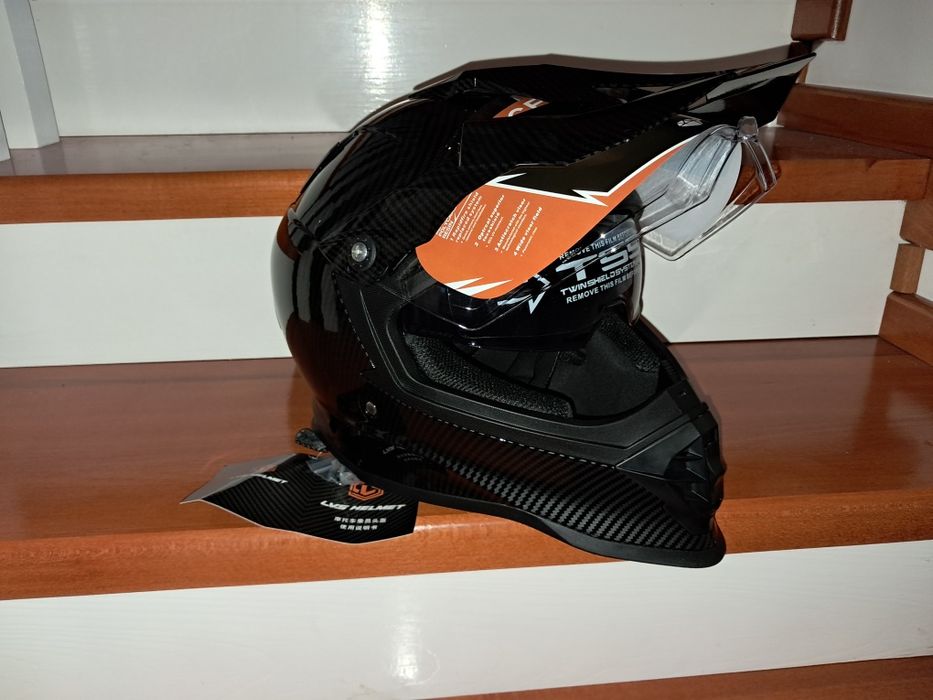 Casca Adventure mărimea L 59 - 60 cm