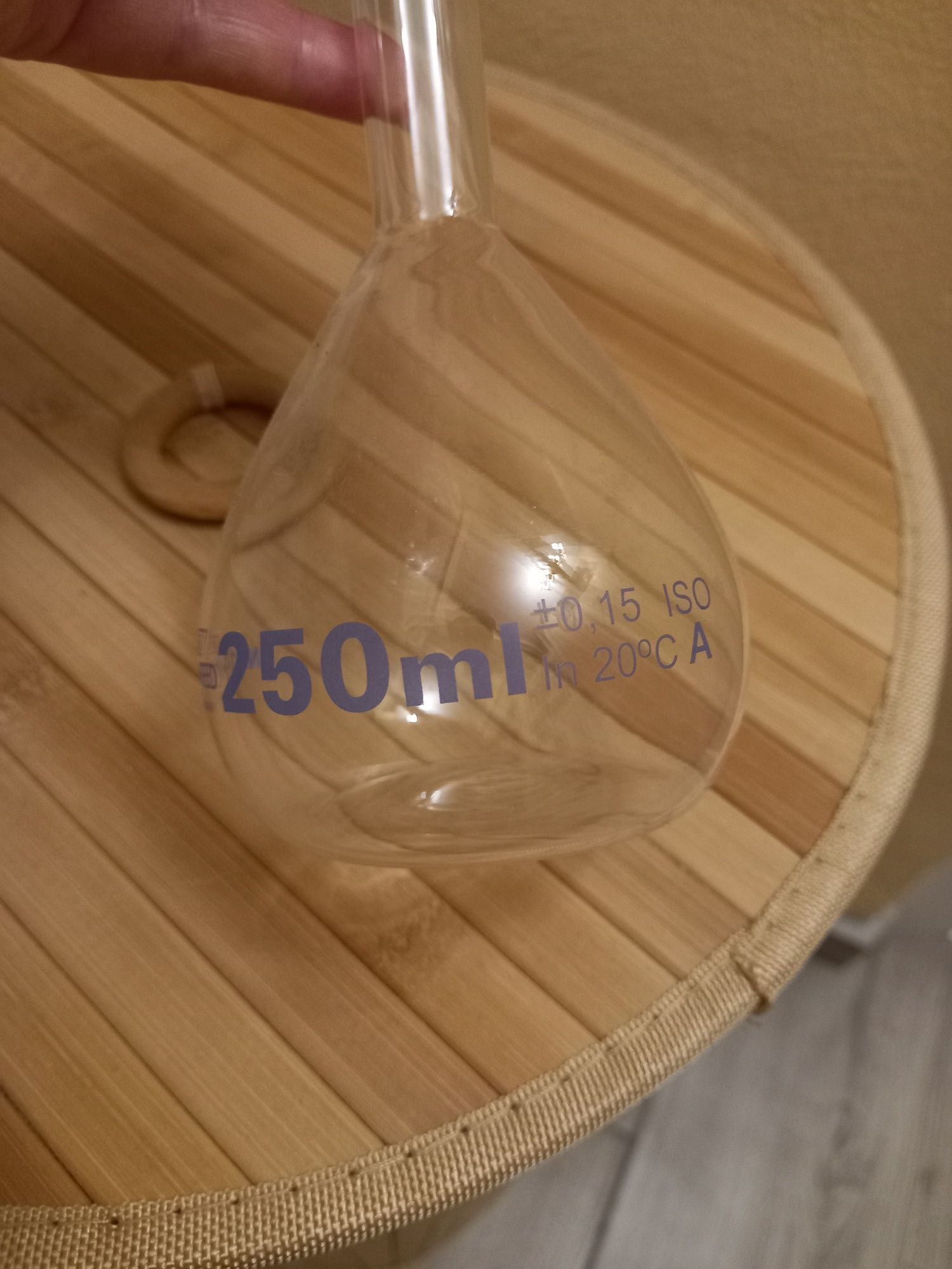 Sticlă laborator :Balon cotat cu slif Marienfeld
