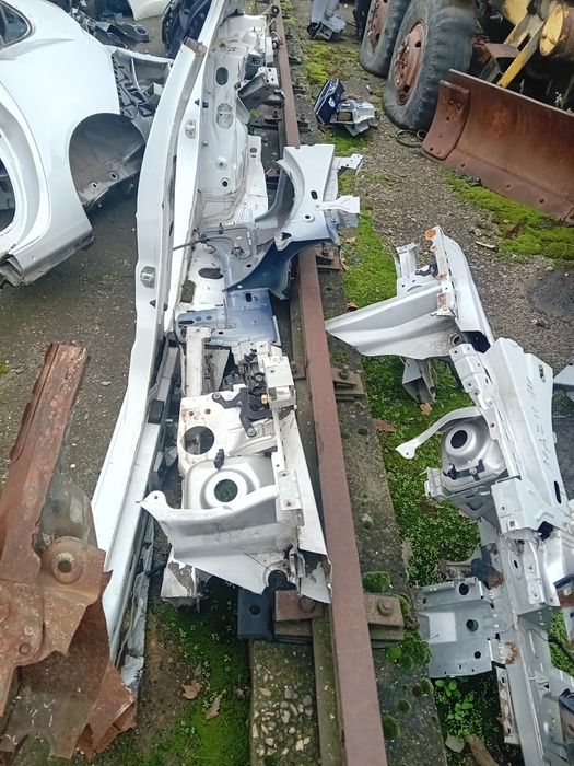 Рогове здрави за ДАЧИЯ ЛОДЖИ ДокерЛоган САТДЕРО И ДЪСТЕР