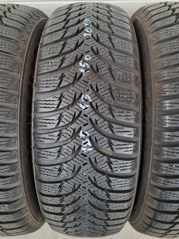 Зимни гуми 4 броя KUMHO WinterCraft Wp51 185 65 R15 дот 3017
