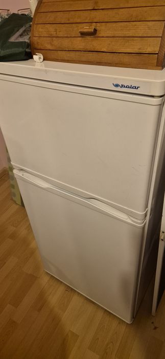 Хладилник polar cz200