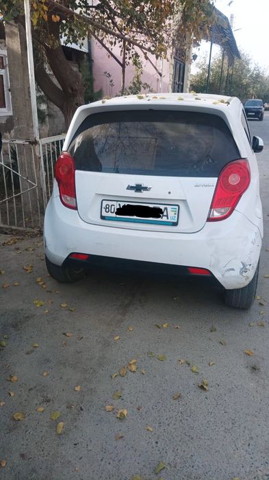 Spark sotiladi 2011Спарк сотилади