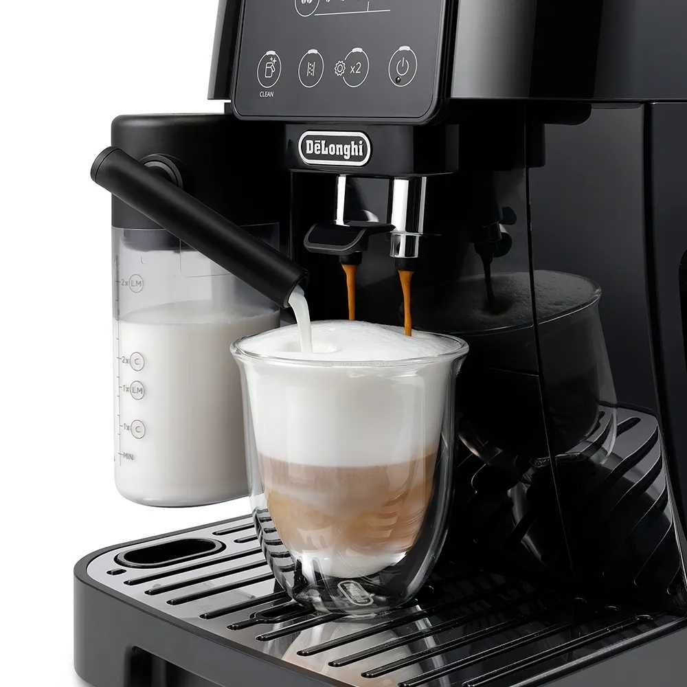 Кофемашина DeLonghi ECAM220.60.B Magnifica Start