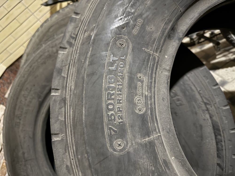 BRIGESTONE 7.50 R16 made in JAPAN