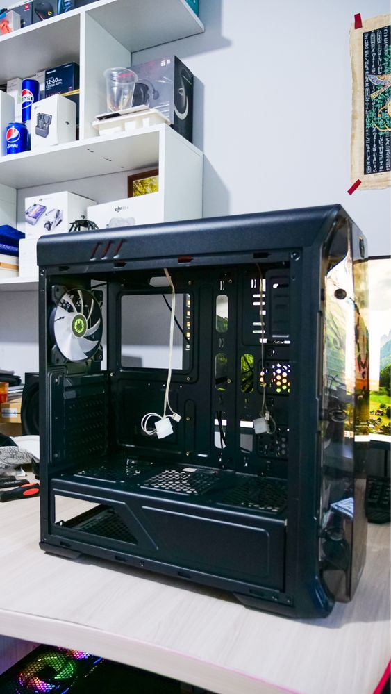 Корпус Gamemax Starlight | Midi-Tower | ATX