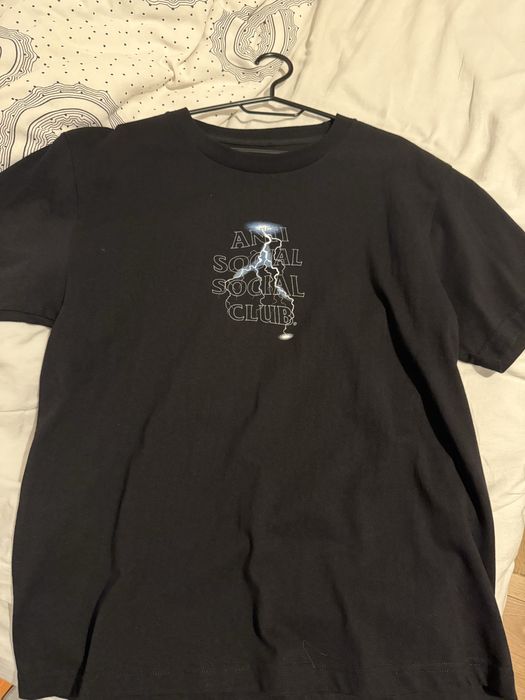 Vand tricou anti social social club si vlone x pop smoke faith