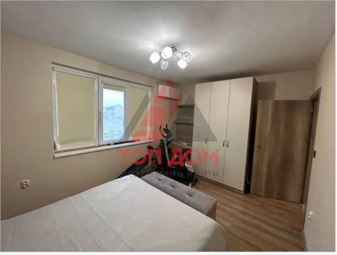 Дава се под наем Тристаен апартамент в Варна, Изгрев - 86 кв.м за 650 € - Снимка #3