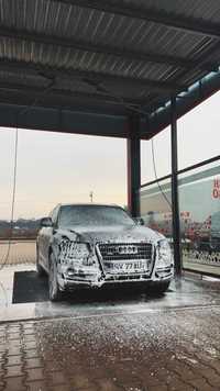 Vand Audi Q5 2011