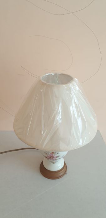 Accesoriu decorațiune lampa vintage colectie portelan Anglia 1970