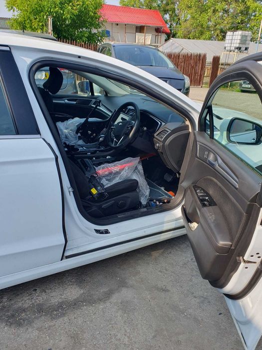 Dezmembrez Ford Mondeo 5 euro6 2.0 d 2016