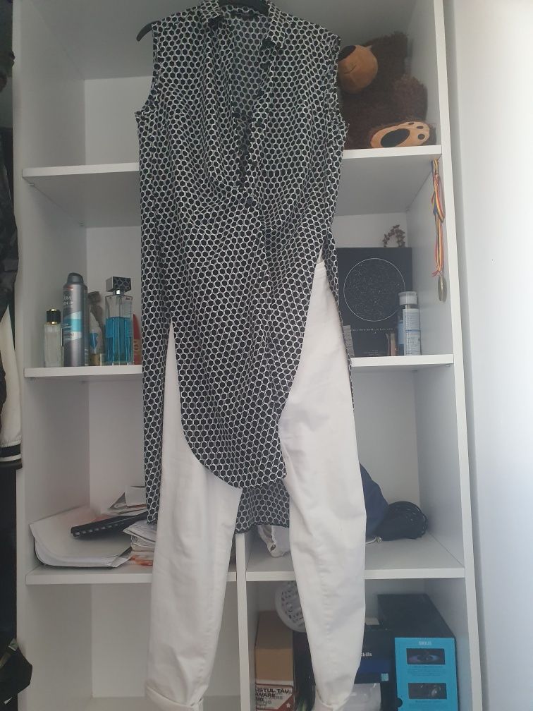 Bluza lunga desfăcuta pe laterall