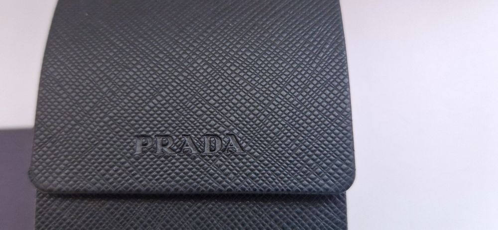 Оригинални слънчеви очила Prada