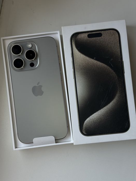 iPhone 15 pro 256gb