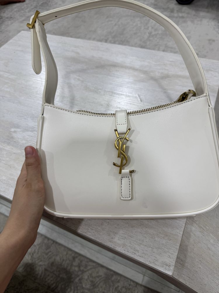 Женская сумка Saint Laurent