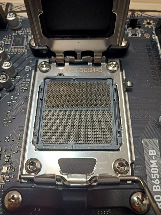Placa de baza / MSI PRO B650M-B / Garantie Vexio