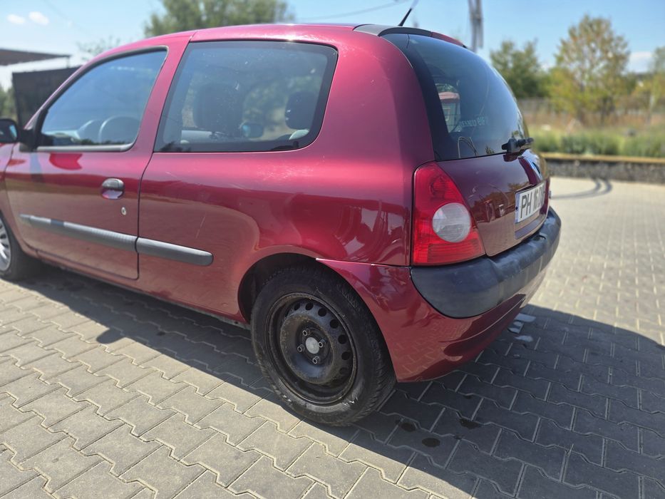 Clio 2, 2005 – 138.000 km, perfect pentru oraș