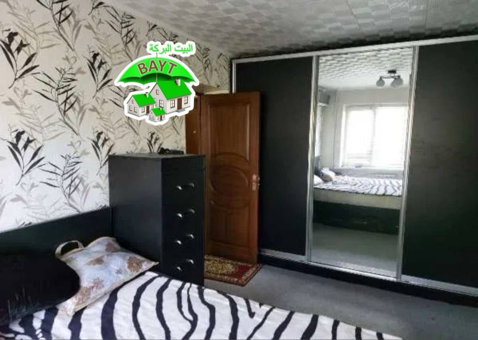 х Метро Хамза 300 метр 1/4/4 Чиланзар 5 квартал,Продается квартира