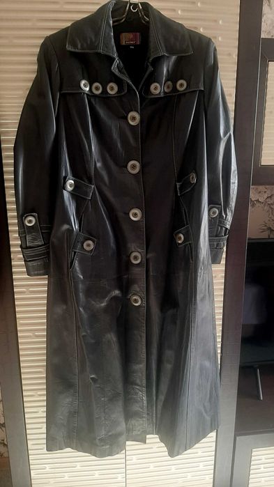 Плащ кожа бук длинный б/ у в отличном состоянии