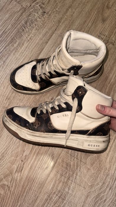 Кроссовки сникерсы Guess
