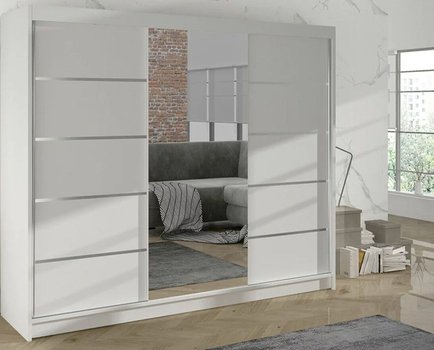 Mobila ,tâmplărie,,zugravit,instalatii sanitare electrice, montari ,de