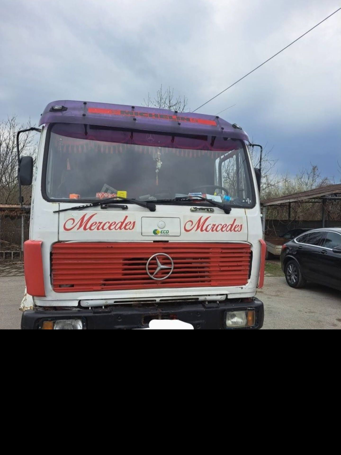 Vand camion cu macara forestiera