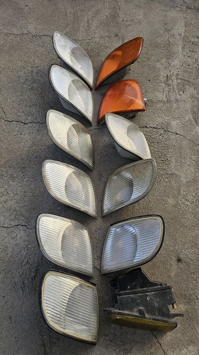 Продам Передние поворотники на Audi 100 c4 a6