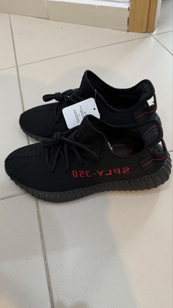 Yeezy Boost 350 Black /Reflective Marimea-42.5