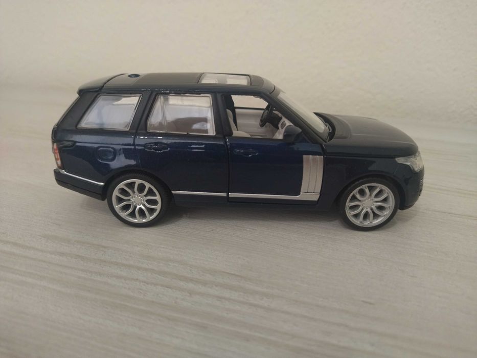 Метална количка Range Rover 2013 !!!