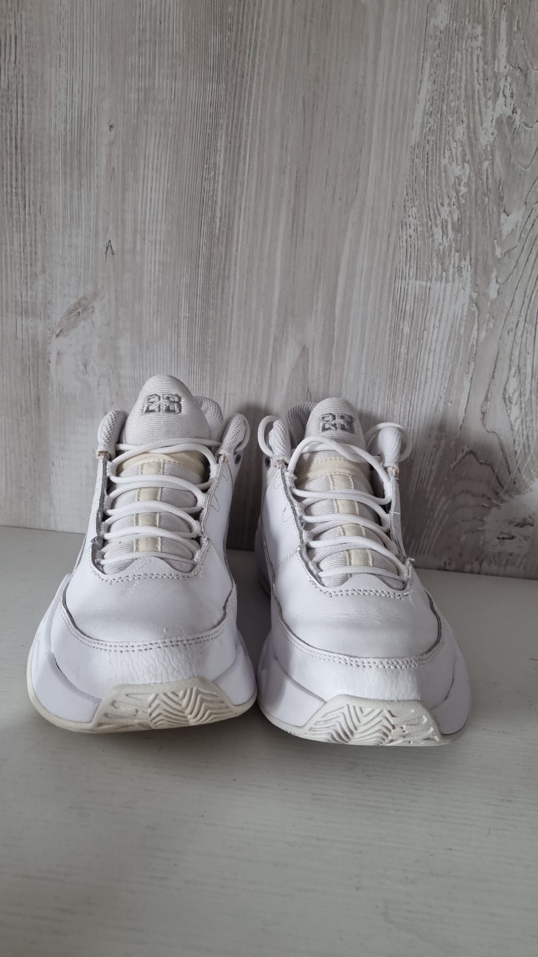 Jordan Max Aura 3 marime 38.5