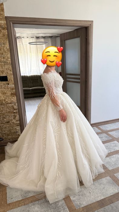 Vând rochie de mireasă