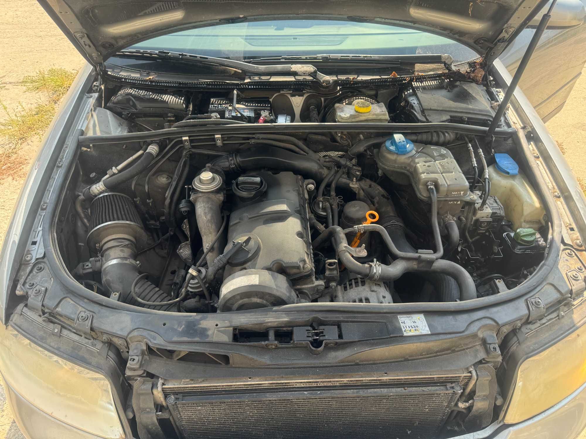 Dezmembrez Audi A4 B6 2002 sedan 1.9