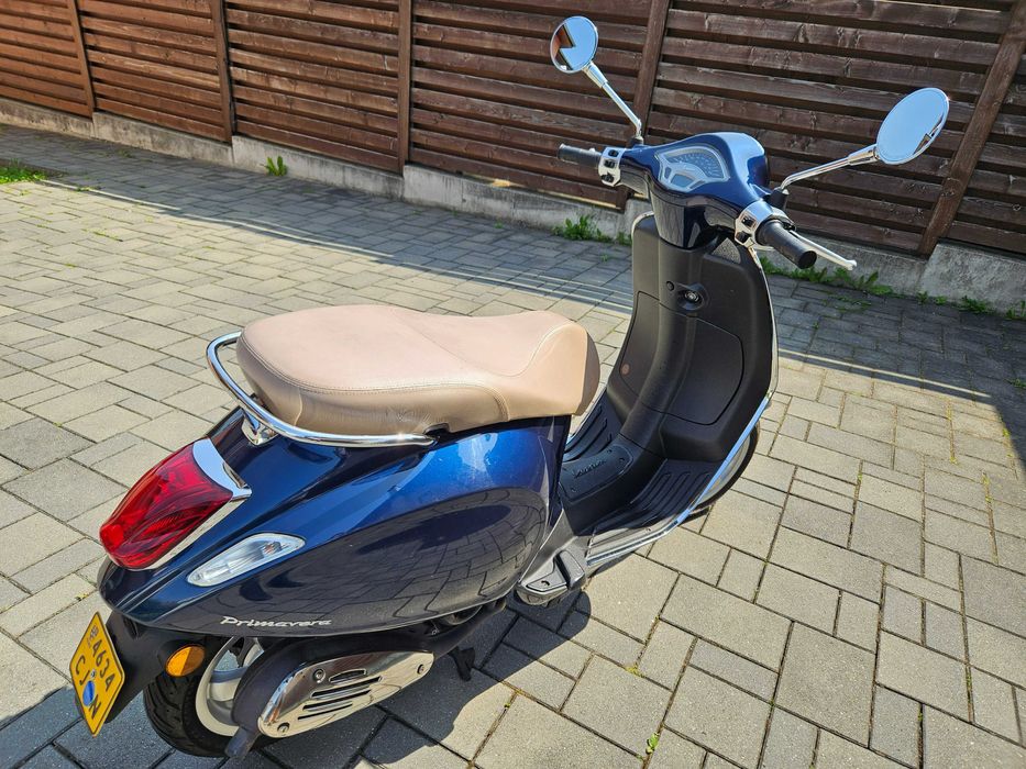 Vespa Primavera 50cc, 2T – 2014 – Stare excelentă – Cluj-Napoca