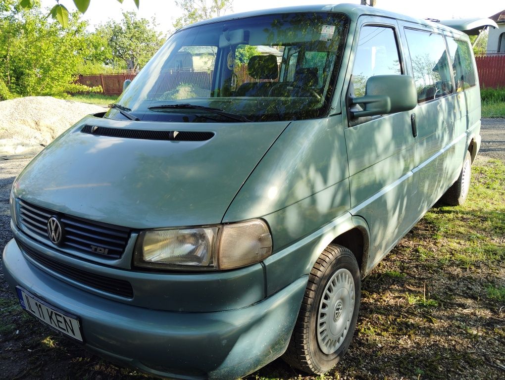 Vând Volkswagen/caravelle T42.5