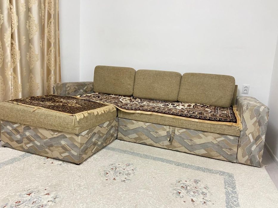 Продам диван в хорошем состоянии