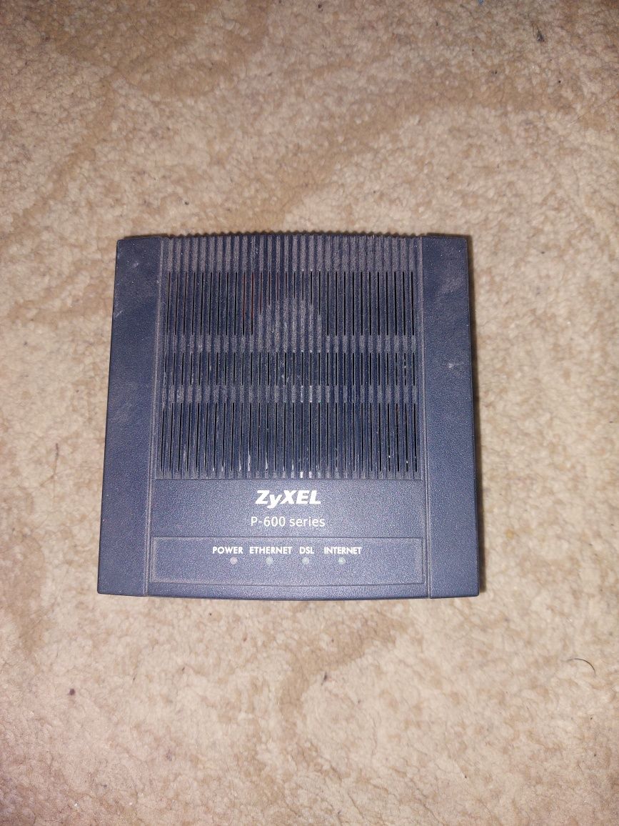 ZyXel p600 продаю