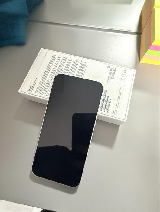 Iphone 13  se poate vedea