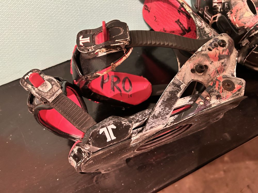 Technine Lucas Magoon Pro Snowboard Binding 2011