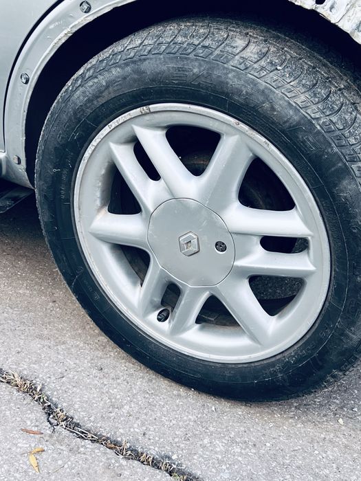 Джанти - Renault 15