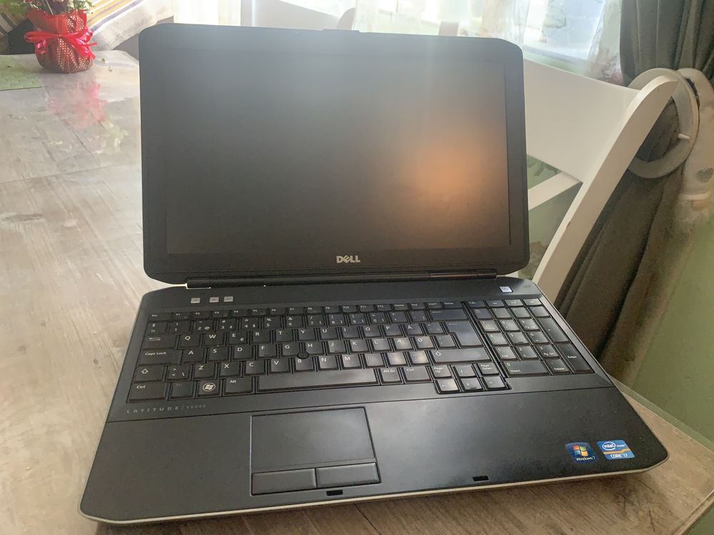 Dell Latitude E5530