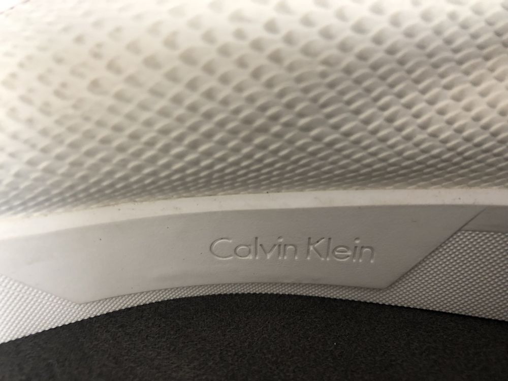 Calvin Klein 47-48 номер