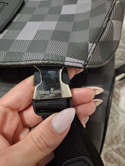 Чанта Louis Vuitton