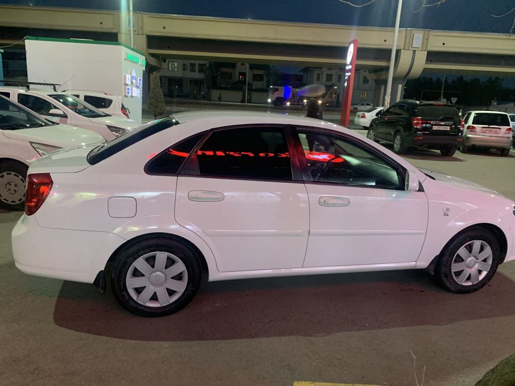 Gentra - Lacetti sotiladi. 2020 yil.