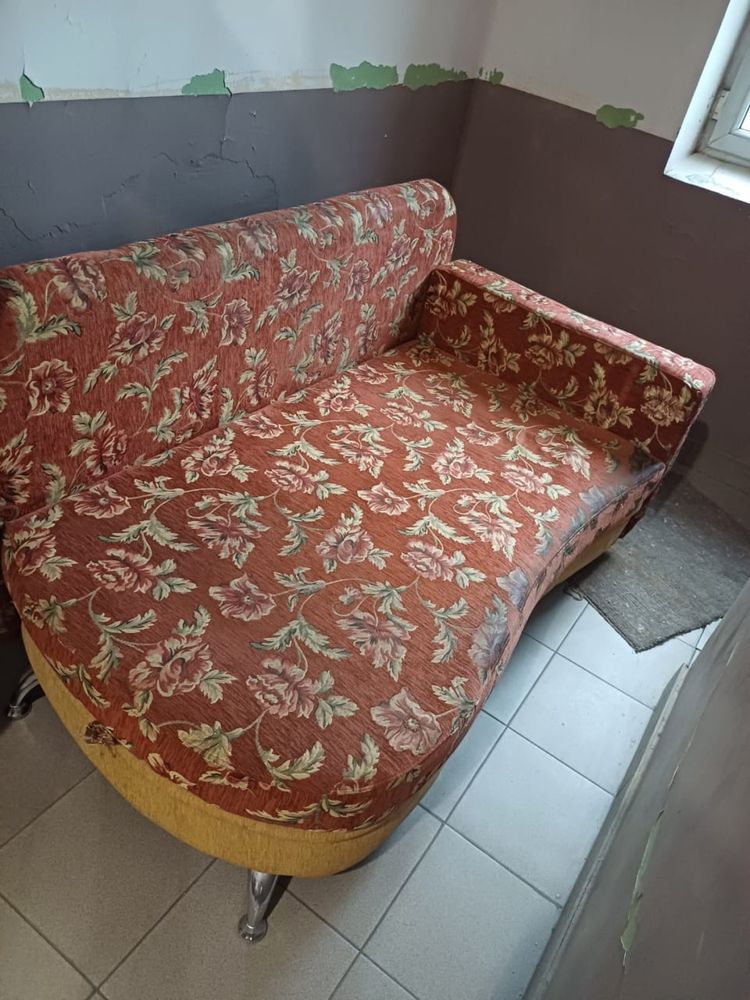 Продается тахта (рояль)