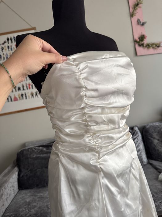 Дизайнерска официална рокля